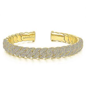 14K Yellow Gold Twisted Link Diamond Pavé Cuff Bracelet